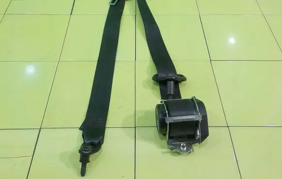 Dacia Sandero II Front seatbelt 868854701R BEZPIECZENSTWA