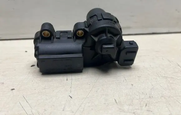 Opel Corsa B Throttle valve 86423 0132008602