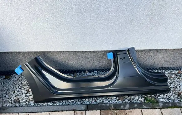 Opel Astra L Other sill/pillar trim element 1681904580