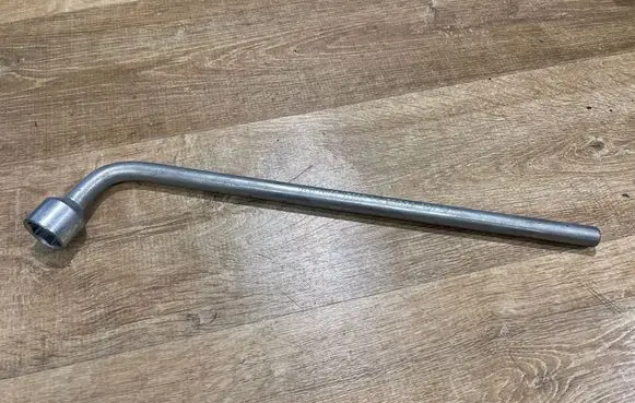 Land Rover Discovery 5 Wheel nut wrench HJ3217035AA