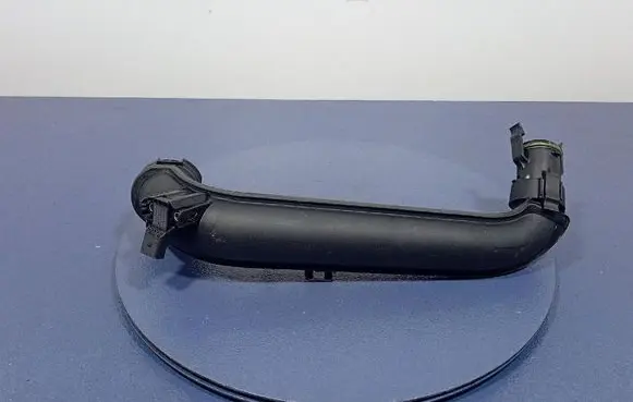 Intake resonator