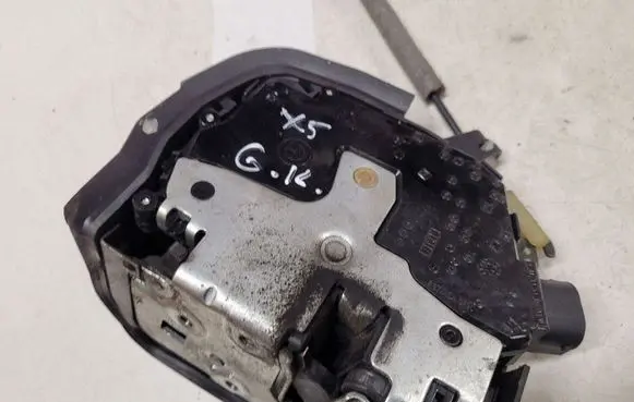 BMW X5 E53 Rear door lock