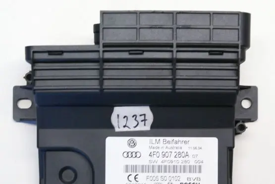 Audi A6 S6 C6 4F Power management control unit 4F0907280A