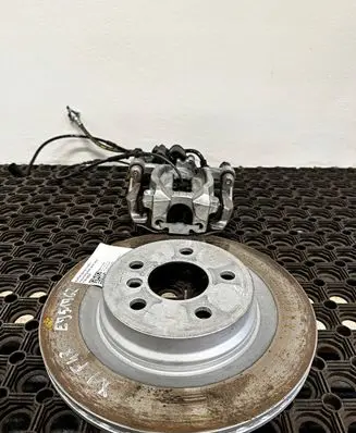 BMW X1 F48 F49 Rear brake caliper 6883028