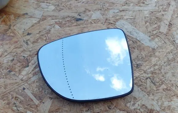 Renault Clio IV Wing mirror glass 2122000751