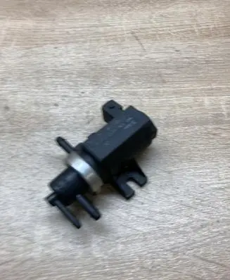 Audi A6 Allroad C5 Turbo solenoid valve 1H0906627 72190320