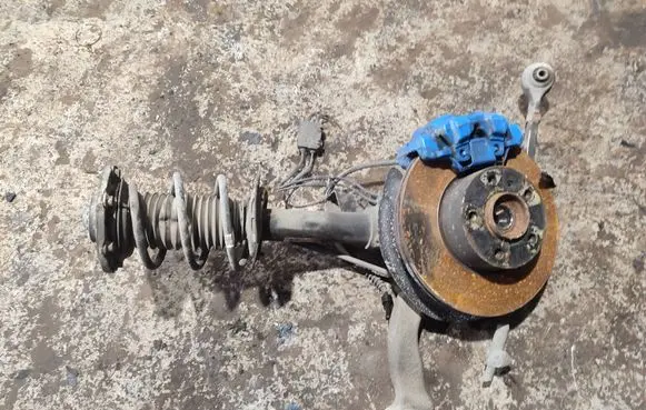 BMW 3 GT F34 Front wheel hub spindle knuckle 6873779