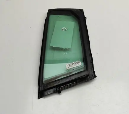 Toyota Prius xw60 Rear vent window glass 6812447100 6818947040