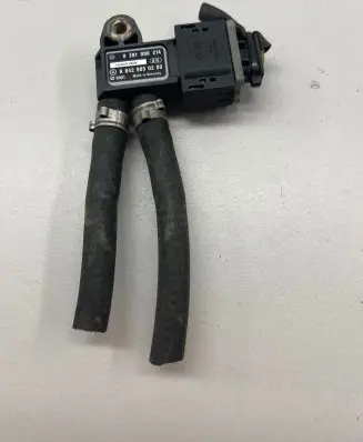 Mercedes-Benz A W176 Exhaust gas pressure sensor A6429050200 140603T2006E 0281006214