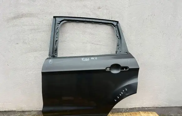 Ford Kuga II Rear door