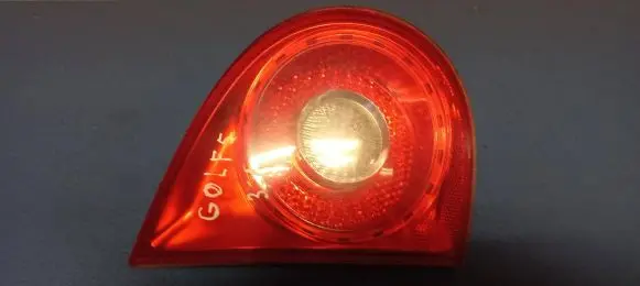 Volkswagen Golf V Tailgate rear/tail lights 285002