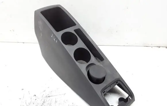 Toyota Corolla Verso AR10 Center console