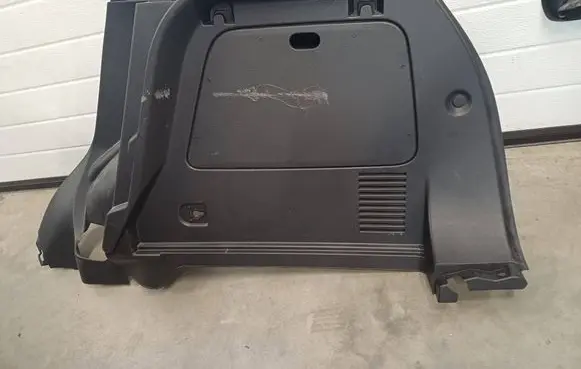 Buick Encore I Trunk/boot side trim panel 95190807