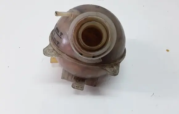 Coolant expansion tank/reservoir