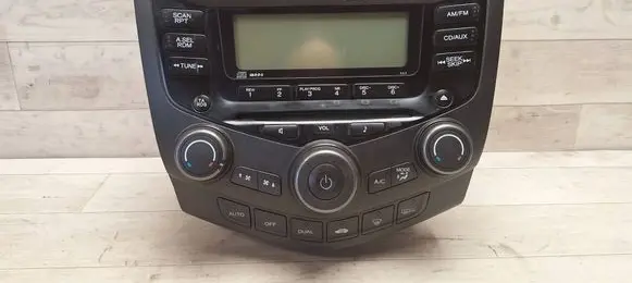 Honda Accord Radio/CD/DVD/GPS head unit 39175SEDG130M1 39050SEFG550M1 39050SEDG130M1