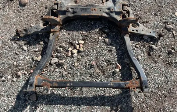 Opel Mokka Front subframe 213813105A028