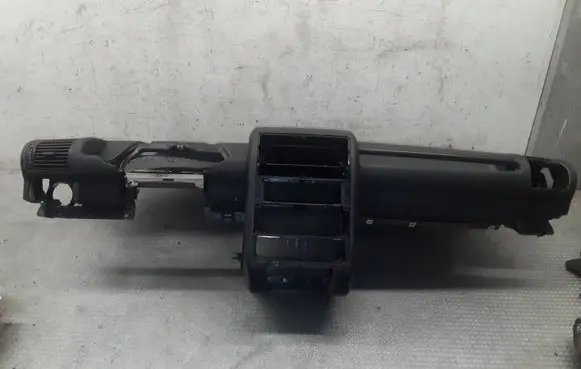 Audi A2 Dashboard 8Z1857033