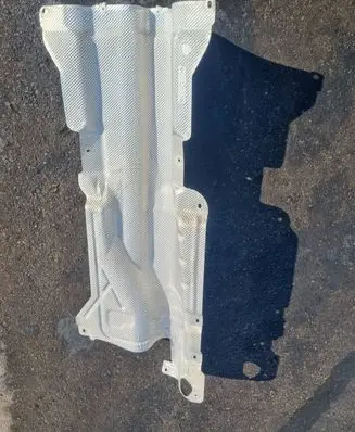 BMW 2 F46 Exhaust heat shield 7357274