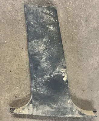 (B) pillar trim (bottom)