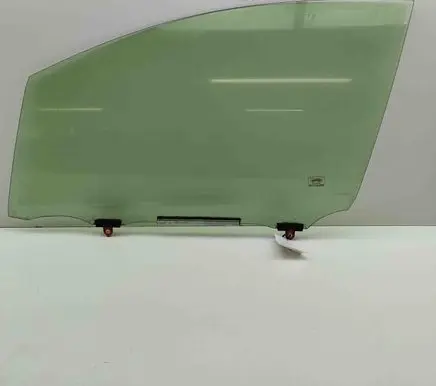 Toyota Prius (XW50) Front door window glass four-door 6810247210