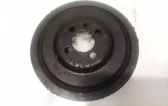 Volkswagen Golf V Crankshaft pulley 03G105243