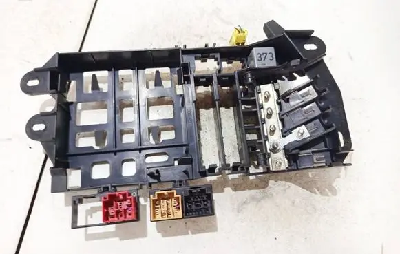 Audi A6 S6 C6 4F Fuse box set 4f0971845
