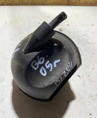 Vacuum air tank