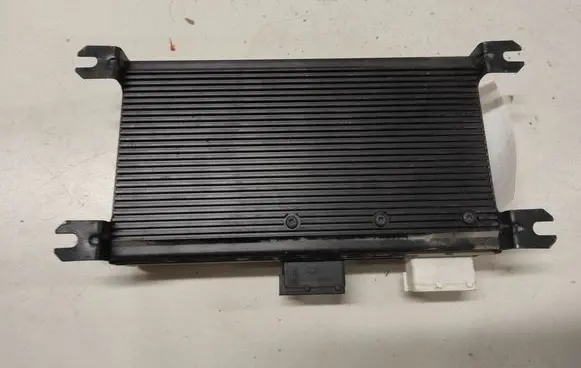Citroen C5 Sound amplifier 9643591780 HS3844