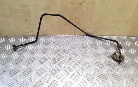 Subaru Outback Fuel line pipe