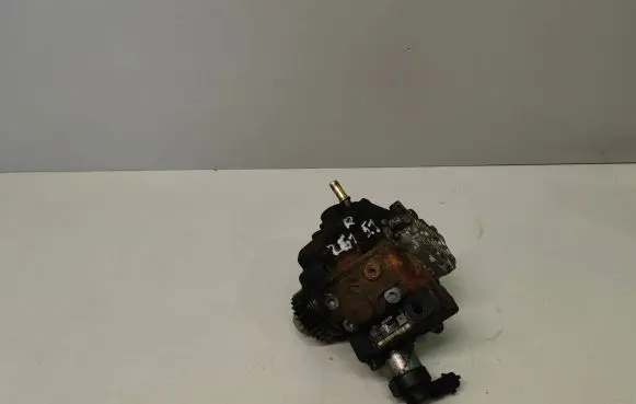 Renault Trafic II (X83) Fuel injection high pressure pump 8200690744 0445010170