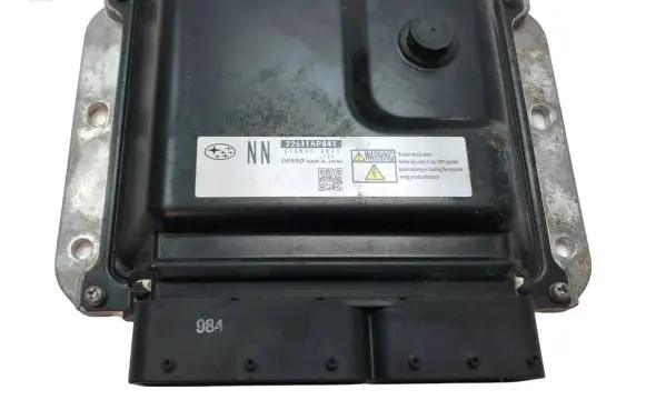 Subaru Outback Engine control unit/module 22611AP841 2758009843