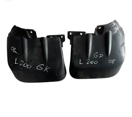 Mitsubishi L200 Rear mudguard MN117453