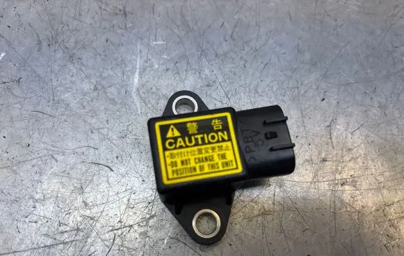 Nissan Qashqai Turbo air boost pressure sensor 4991000830