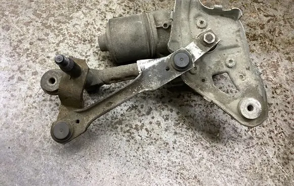 Peugeot 5008 Front wiper linkage and motor 9671062380 3397021209