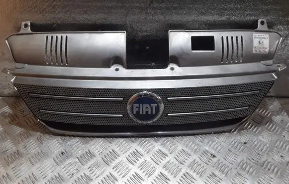 Fiat Idea Front grill 735357980