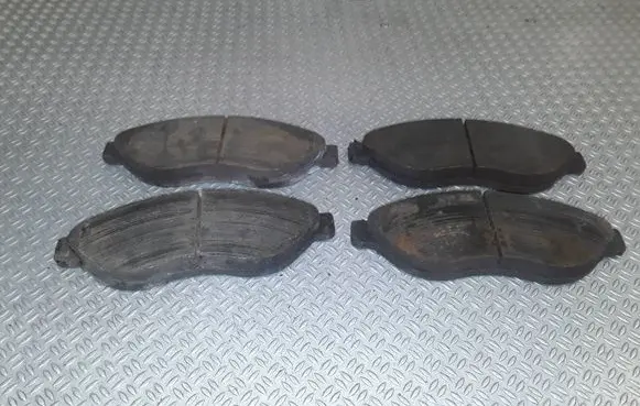 Citroen Jumper Brake pads (front) 