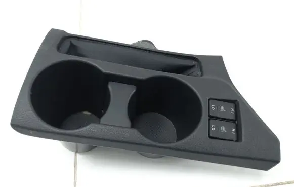 Cup holder front