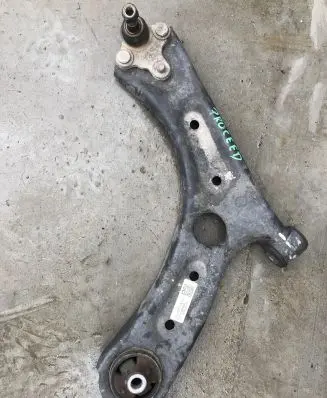 KIA Pro Cee'd III Front control arm 54500-G4AA0