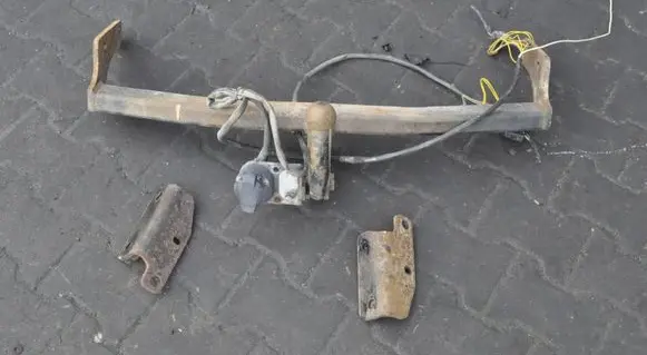 KIA Carens II Tow bar set 