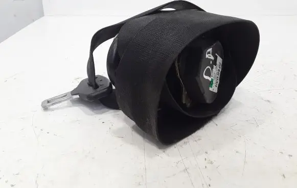 Mercedes-Benz A W169 Front seatbelt