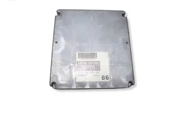 Toyota Avensis T250 Engine control unit/module 8966105860
