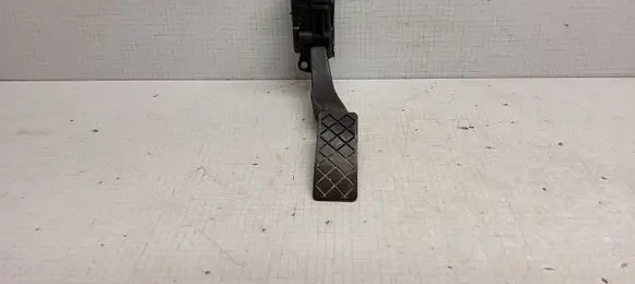 Volkswagen Transporter - Caravelle T5 Accelerator throttle pedal 7H1721503D