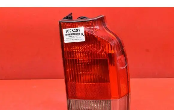 Volvo V70 Rear/tail lights 9154498
