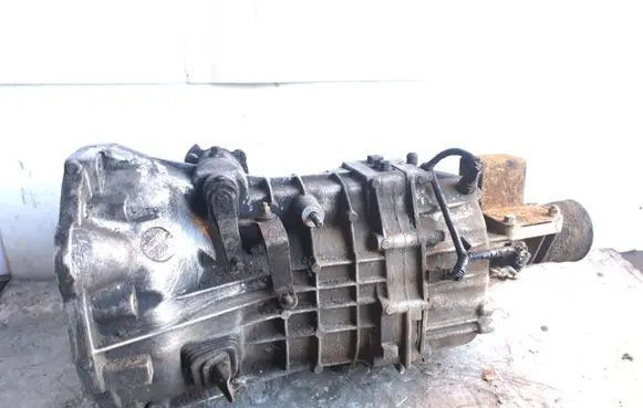Hyundai H-1, Starex, Satellite Manual 5 speed gearbox 3044398