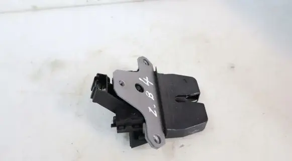 Volvo V50 Tailgate/trunk/boot lock/catch/latch