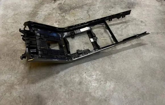 Land Rover Evoque II Other center console (tunnel) element K8D2045B44