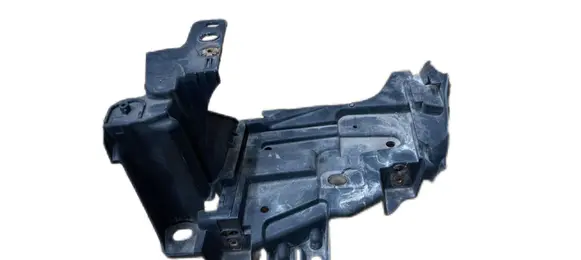 Renault Megane III Headlight/headlamp mounting bracket