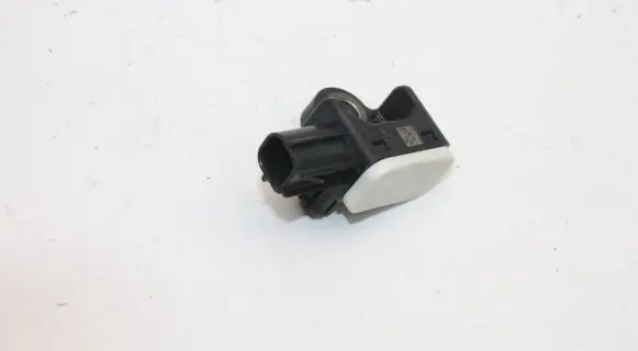 Ford Kuga I Other devices 8M5T14B342AC