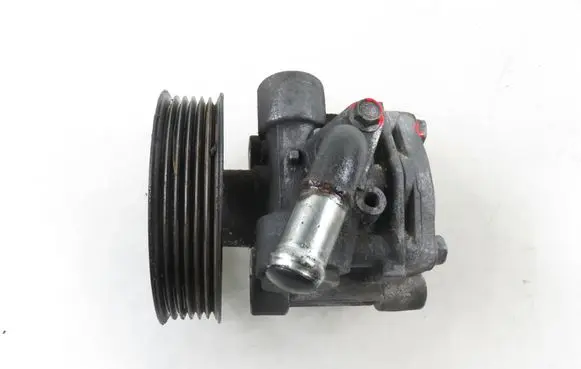 Mitsubishi Outlander Power steering pump 