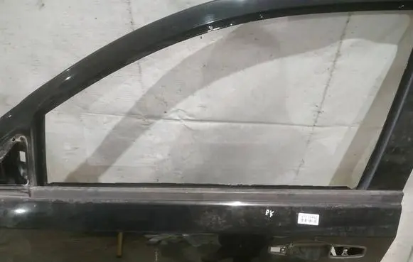 Dodge Journey Front door glass trim molding